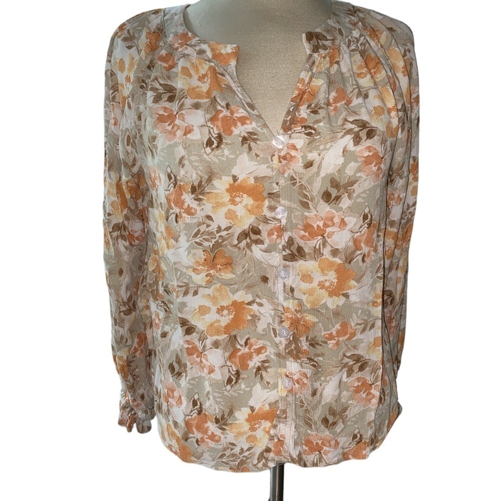 Andree by Unit blouse long sleeve V-neckline floral print flowy fit size small